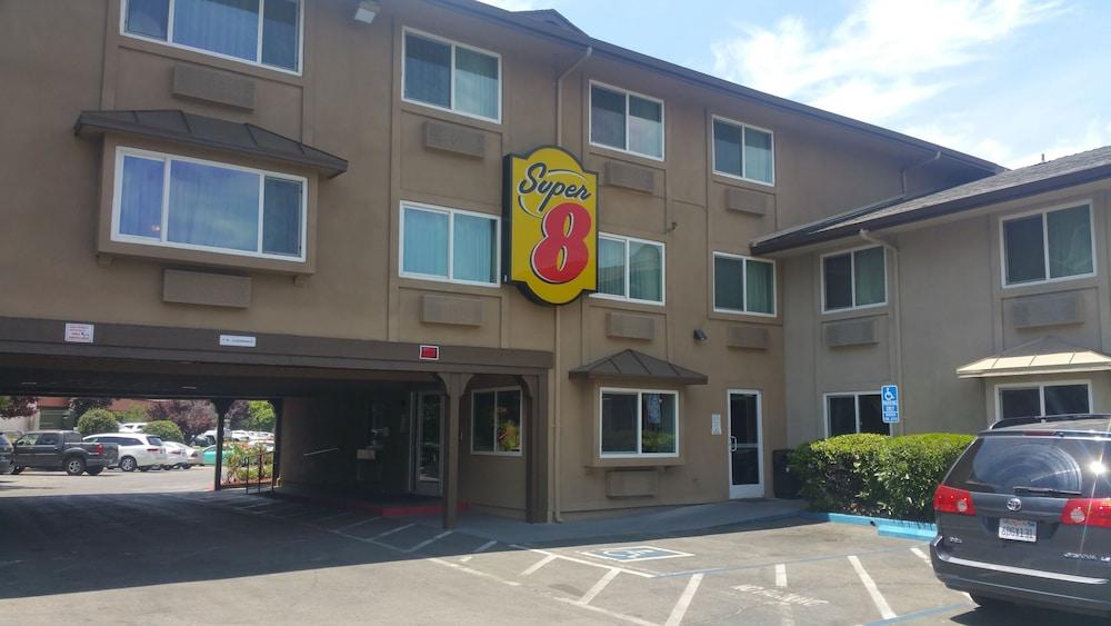 Готель Super 8 By Wyndham Sacramento Carmichael Екстер'єр фото