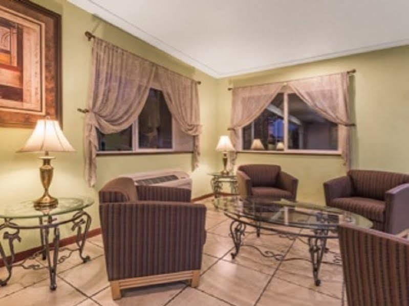 Готель Super 8 By Wyndham Sacramento Carmichael Екстер'єр фото